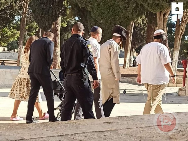 شرطة الاحتلال تُعدّل توقيت اقتحام المستوطنين للمسجد الأقصى
