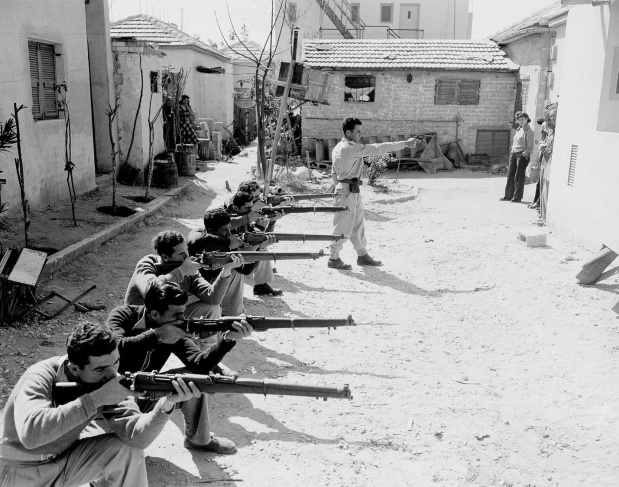 إسرائيل تمنع نشر وثائق حساسة متعلقة بالنكبة وجرائم حرب بحق الفلسطينيين