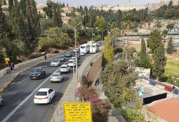 مصادر عبرية: إصابة 3 إسرائيليين بإطلاق نار ويجري فحص خلفية الحادث