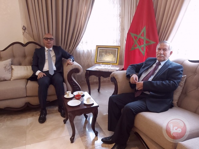 التميمي يطلع السفير المغربي على انتهاكات الاحتلال