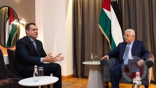 الملاكمون الفلسطينيون يحصلون على هدايا خلال زيارة عباس لروسيا