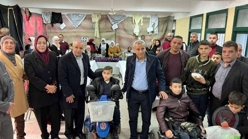 قلقيلية:  التربية  والهيئة المستقلة لحقوق الإنسان يفتتحان جدارية في اليوم العالمي لذوي الاعاقة