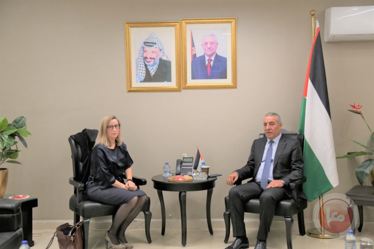 الشيخ يلتقي ممثلة كندا لدى دولة فلسطين