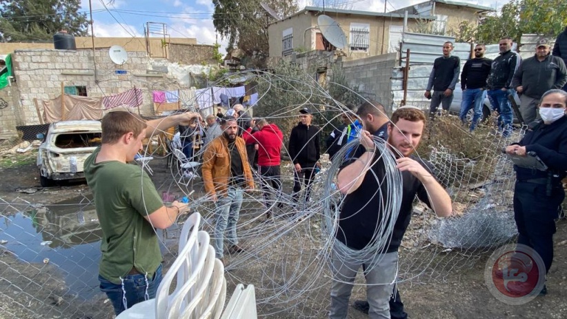 خطر التهجير.. مقدسيون يتصدون لمحاولة الاستيلاء على قطعة أرض في الشيخ جراح