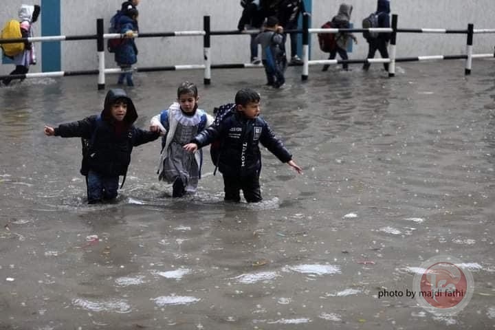 غزة.. تعليق الدراسة غدا بسبب الأحوال الجوية