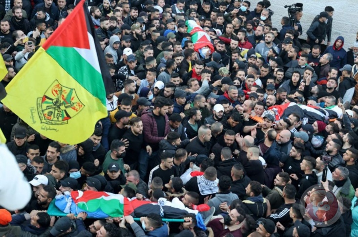 بيوم الشهيد الفلسطيني-  الاحتلال يواصل احتجاز 372 شهيدا 