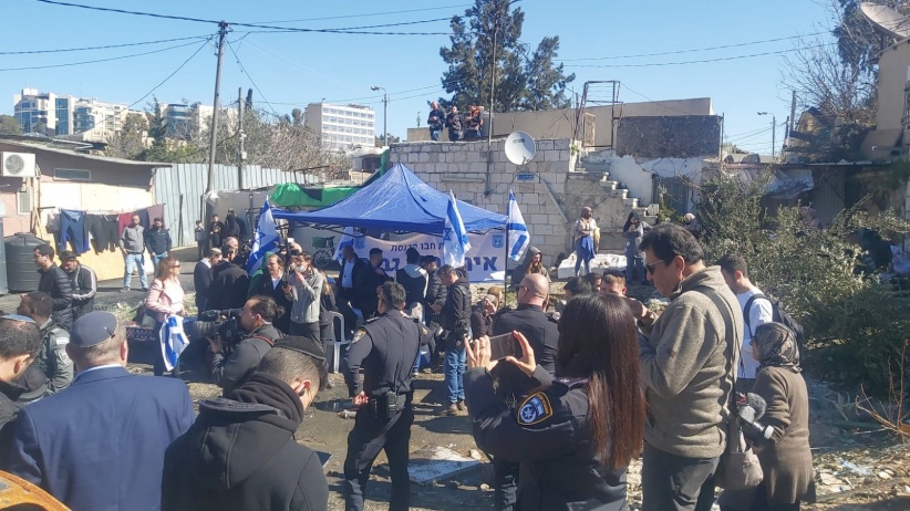 الجهاد تحذر الاحتلال من تفجر الأضاع بسبب تكرار الاعتداءات في القدس
