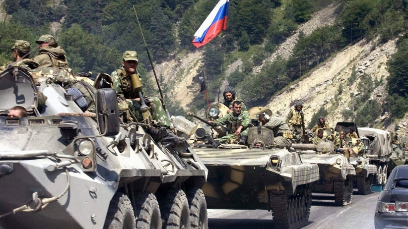 روسيا تسحب بعض قواتها من الحدود الأوكرانية