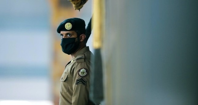 السعودية.. إيقاف 78 شخصا بتهم الرشوة والاستغلال وغسل الأموال والتزوير