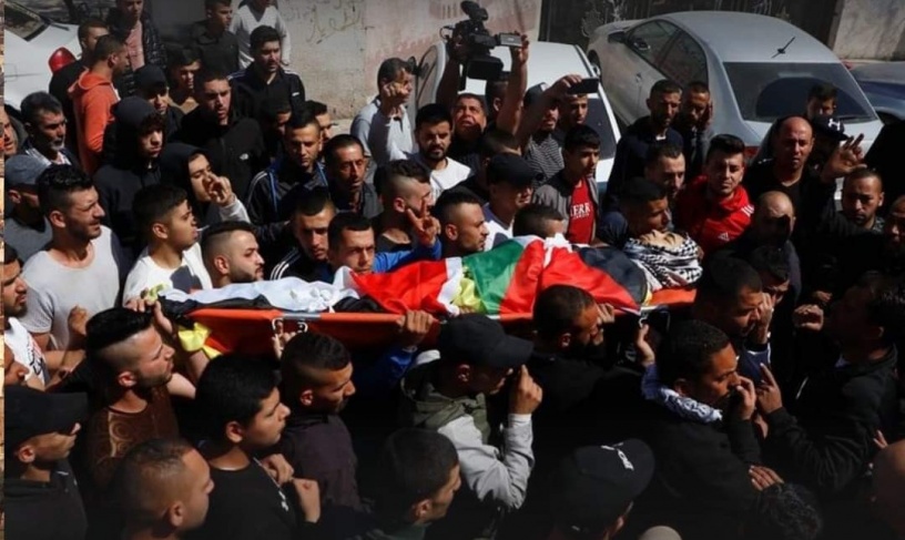 أهالي كفردان يشيّعون جثمان الشهيد الفتى شوكت عابد