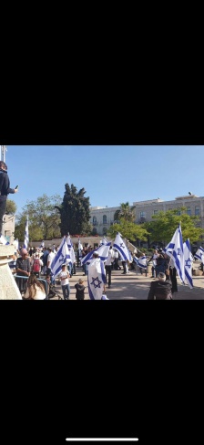 المستوطنون يحاولون الوصول إلى باب العامود