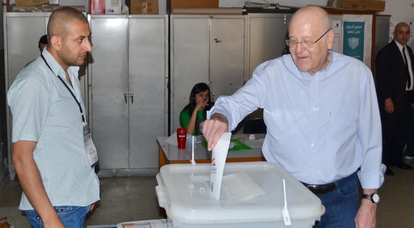 انتخابات نيابية في لبنان- ميقاتي: عملية الاقتراع تجري بشكل جيد