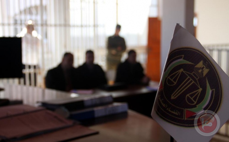محكمة عسكرية بغزة  تصدر أحكاماً بحق ثمانية تجار مخدرات