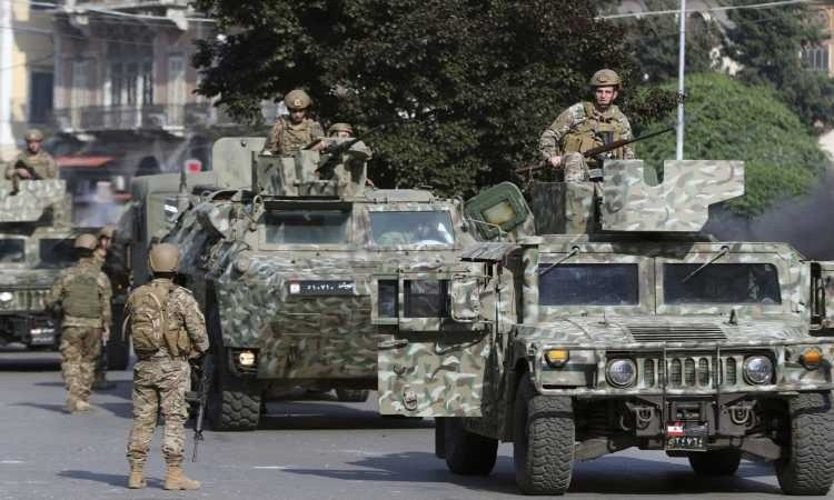 الجيش اللبناني: وفاة عسكري وإصابة 5 في تبادل لإطلاق النار مع مطلوبين 