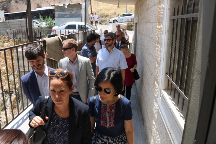 رؤساء بعثات دول الاتحاد الأوروبي يزورون وادي قدوم في القدس المحتلة