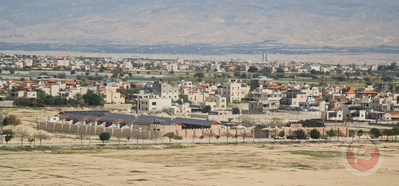 الاحتلال يخطر بوقف البناء في 11 منزلا شمال أريحا