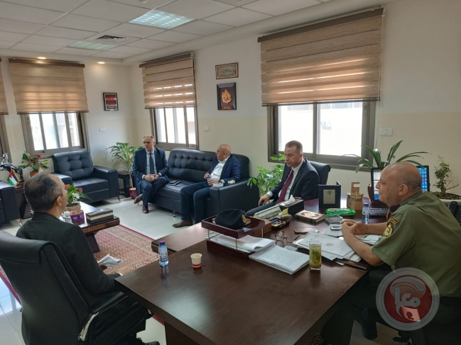 لقاء مثمر بين اتحاد الصناعات الجلدية وهيئة الامداد والتجهيز