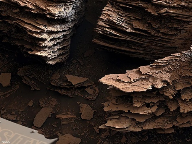مسبار &quot;ناسا&quot; يكشف أدلة ترجح وجود حياة سابقة على المريخ