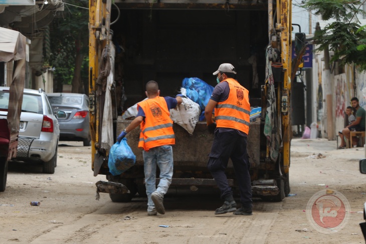 بلدية غزة تعلن عن خطة جديدة لتحسين خدمة جمع النفايات
