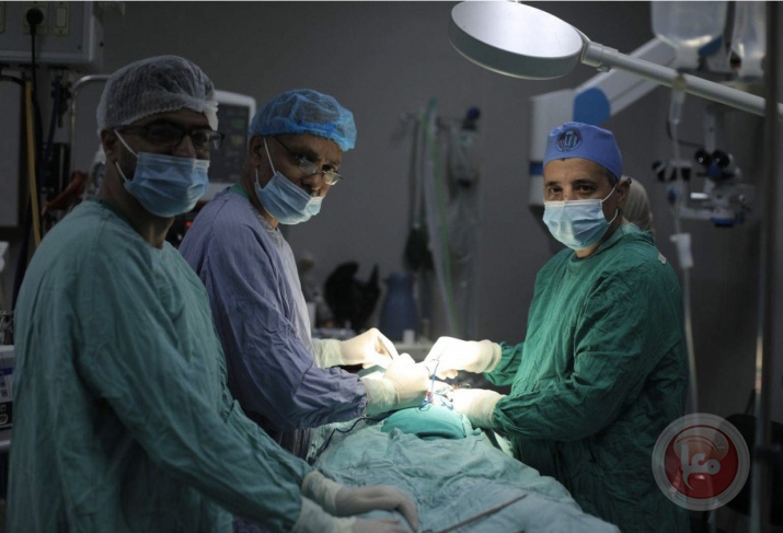 وفد (باما) الطبي يغادر قطاع غزة بعد إجراءه عمليات جراحية معقدة.