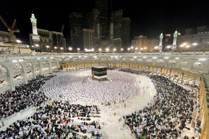 انطلاق موسم الحج بمشاركة مليون مسلم