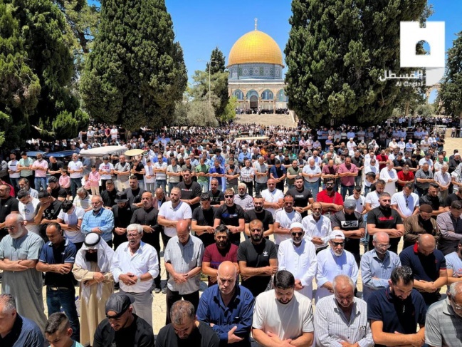 خمسون ألفا يؤمون الأقصى في جمعة &quot;يوم عرفة&quot;