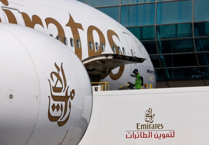 طيران الإمارات تعلن تعزيز رحلاتها إلى إسرائيل برحلة يومية ثانية