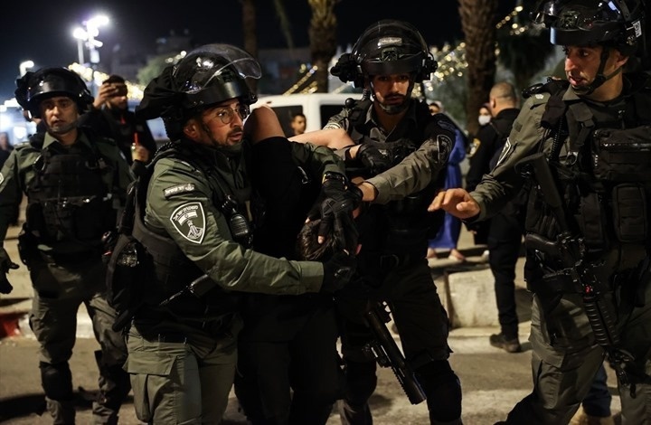 الاحتلال يعتدي على مواطنين في سلوان