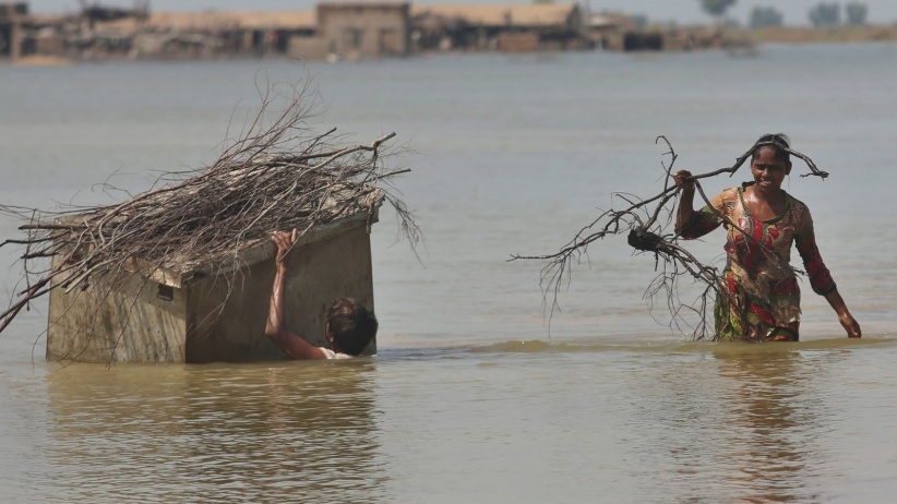 بالأرقام.. منظمة الصحة تكشف خسائر كارثية لفيضانات باكستان