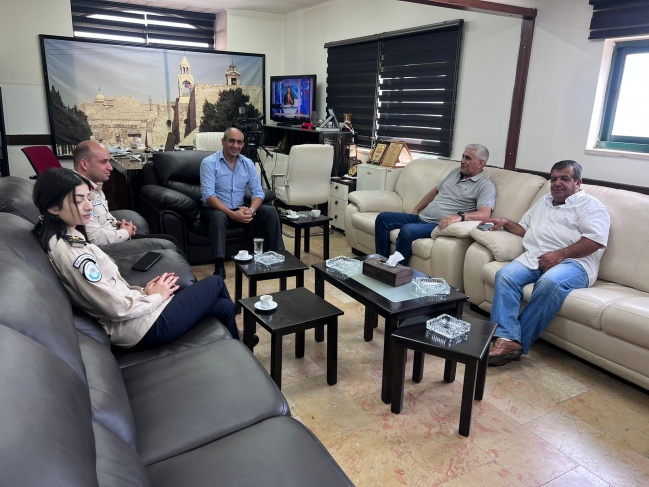مدير الضابطة الجمركية يزور مقر معا: مهمتنا حماية السوق من البضائع الفاسدة 