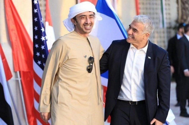 وزير الخارجية الإماراتي عبد الله بن زايد يصل &quot;تل أبيب&quot; في زيارة رسمية