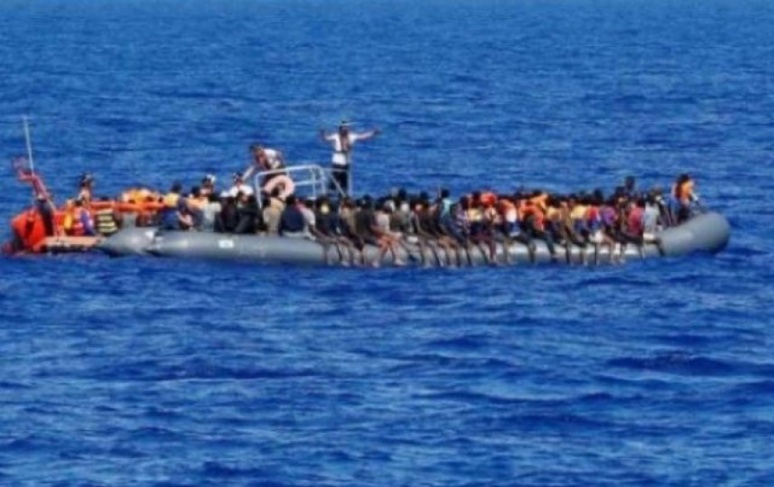 أبو هولي: مآسي قوارب الموت تعكس حجم المعاناة التي يعيشها اللاجئون