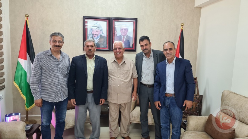 غيث يبحث مع البكري سبل تخفيف معاناة المواطنين في الحصول على الخدمات