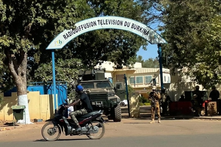 بوركينا فاسو.. مخاوف من حدوث تمرد بعد سماع إطلاق نار بالعاصمة