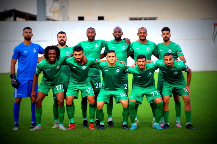 &quot;الظاهرية&quot; ينفرد بصدارة المحترفين بفوز عريض على &quot;أهلي الخليل&quot;
