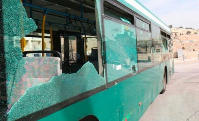 في ظل تزايد العمليات- الاحتلال يخصص 15 مليون شيكل لحماية حافلات المستوطنين 