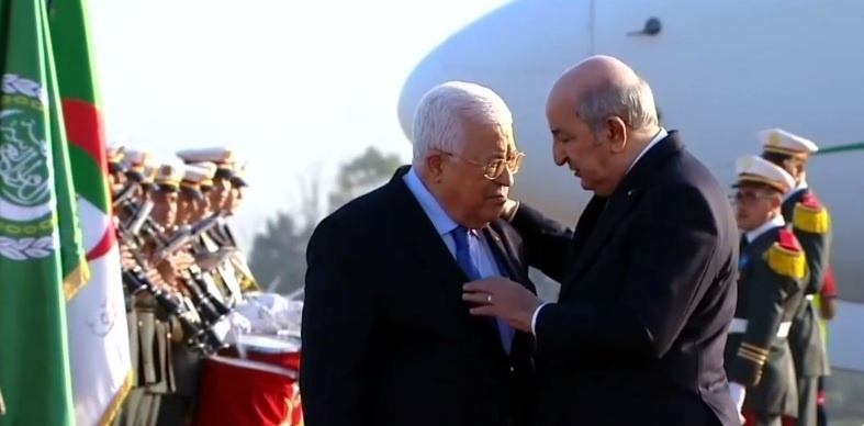 الرئيس يصل الجزائر للمشاركة في أعمال القمة العربية