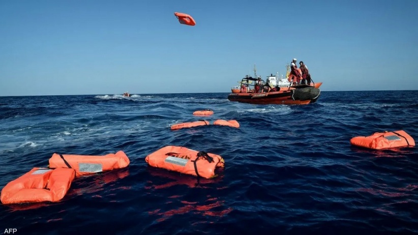 مصادر بغزة: وفاتان و3 مفقودين بغرق قارب هجرة في مياه اليونان
