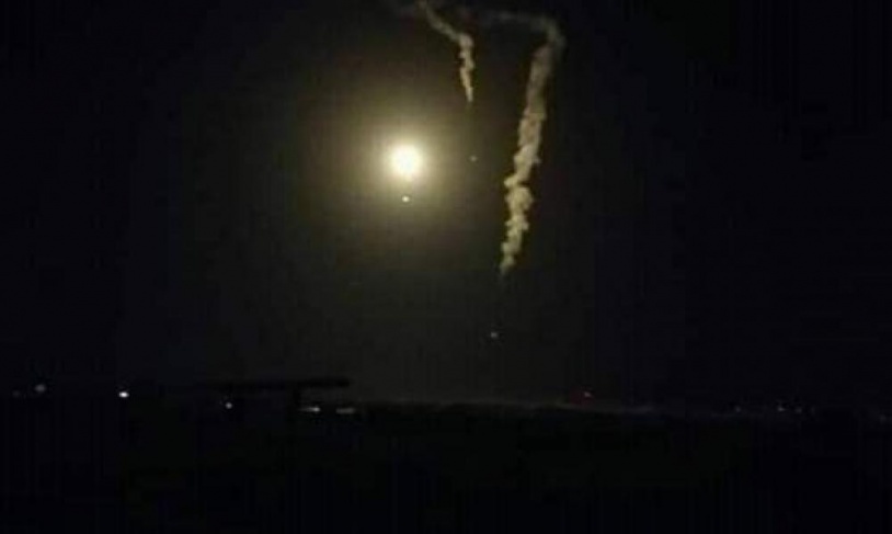 جيش الاحتلال يطلق قنابل إنارة جنوب لبنان