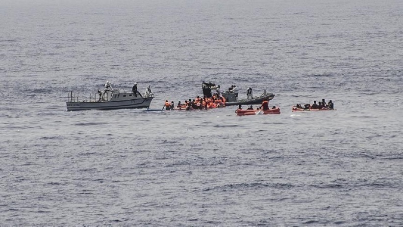 انتشال جثة والبحث عن 5 مفقودين إثر غرق مركب مهاجرين شمالي تونس