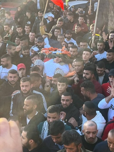 تشييع جثمان الشهيد سلامة شرايعة في بلدة بيرزيت