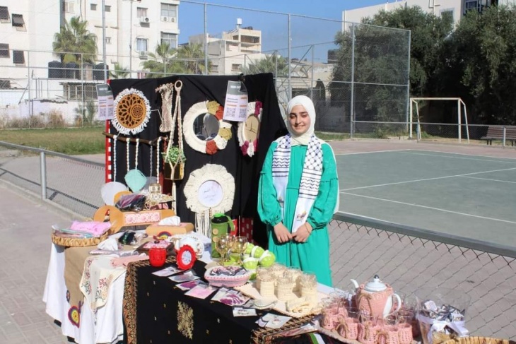غزة: معرض للطبق الخيري لدعم مشاريع النساء داخل معهد الأيتام