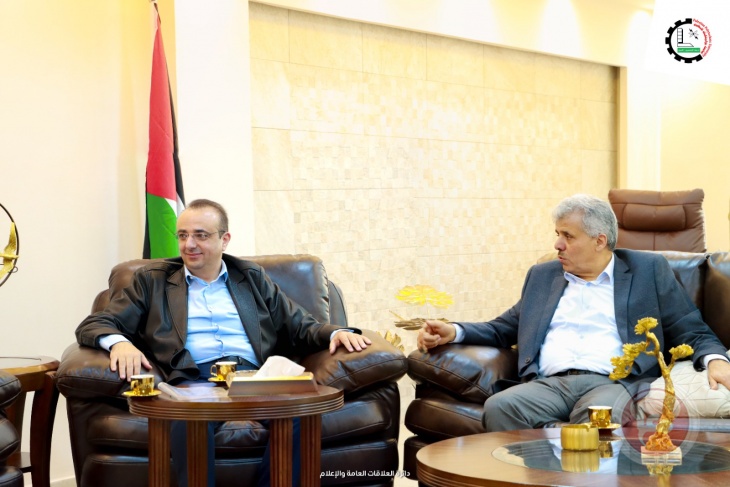 رئيس جامعة بوليتكنك فلسطين يستقبل مدير عام المستشفى الأهلي