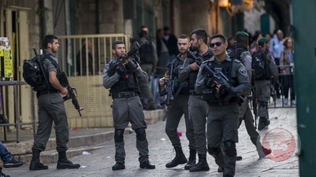 القدس: اقتحام نادي جبل الزيتون واعتقال 3 شبان