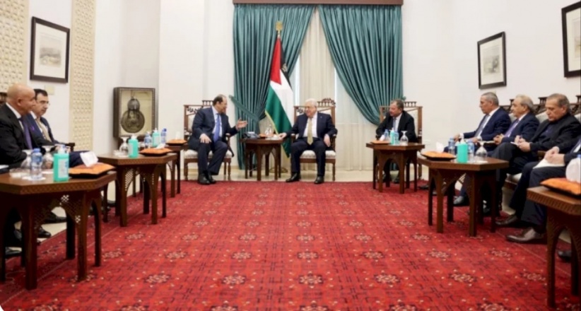 الرئيس يجتمع برؤساء مخابرات مصر والأردن