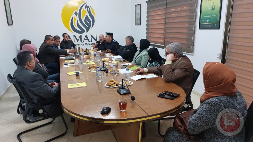 غزة: أمان يعقد جلسة نقاش حول اجراءات الشرطة في التعامل مع المؤسسات الأهلية