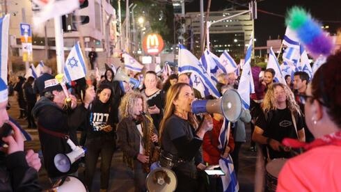 للأسبوع السادس: آلاف الإسرائيليين يتظاهرون ضد حكومة نتنياهو