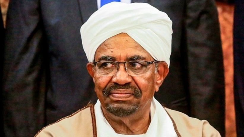 السودان.. نقل عمر البشير إلى العناية المركزة وحالته خطيرة
