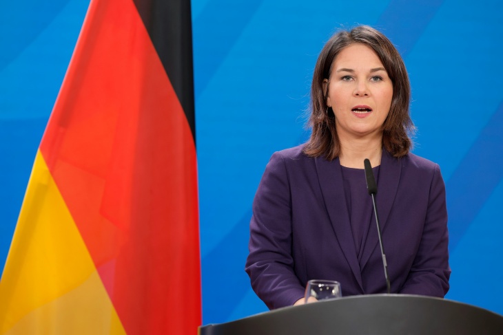 وزيرة الخارجية الألمانية تندد بارهاب المستوطنين
