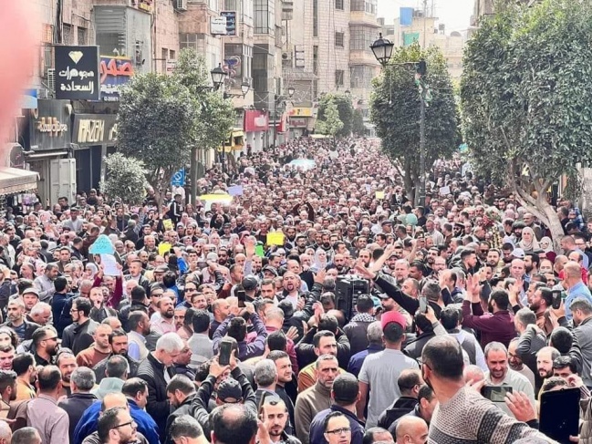 مرصد حقوق الإنسان بنقابة المحامين: قرار المحكمة بشأن إضراب المعلمين وليد إجراءات باطلة